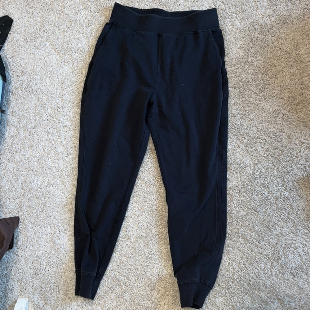 Lululemon cotton joggers. Black with minimalist speckled coloring.